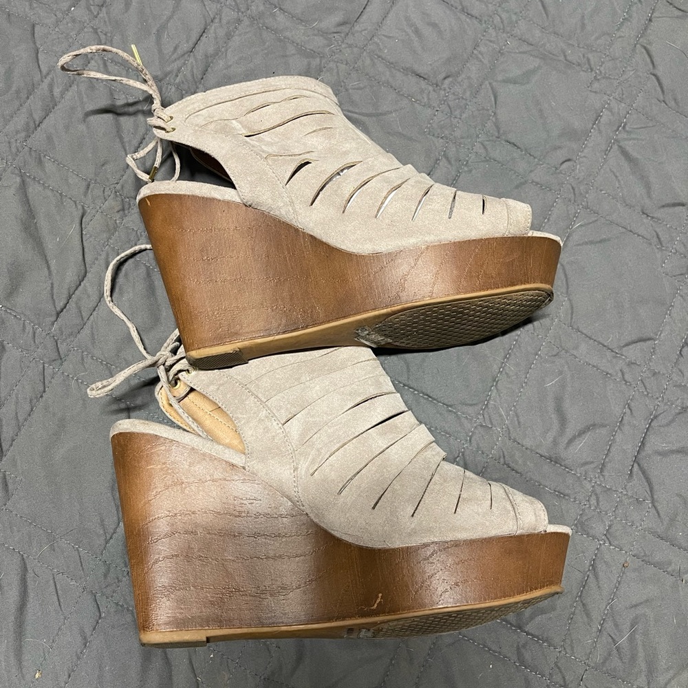 Wedges - Picture 3 of 8